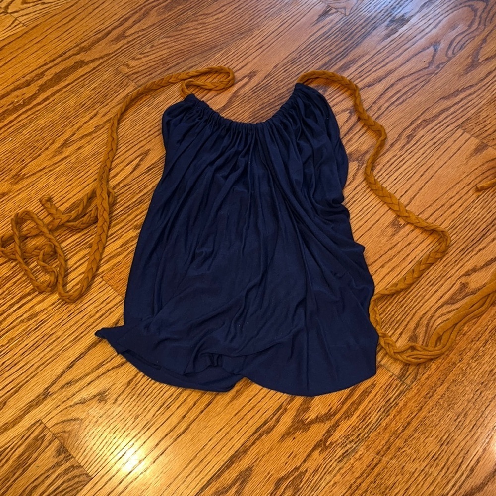 T-bags Woman’s Navy Top With Braided Straps Size XS